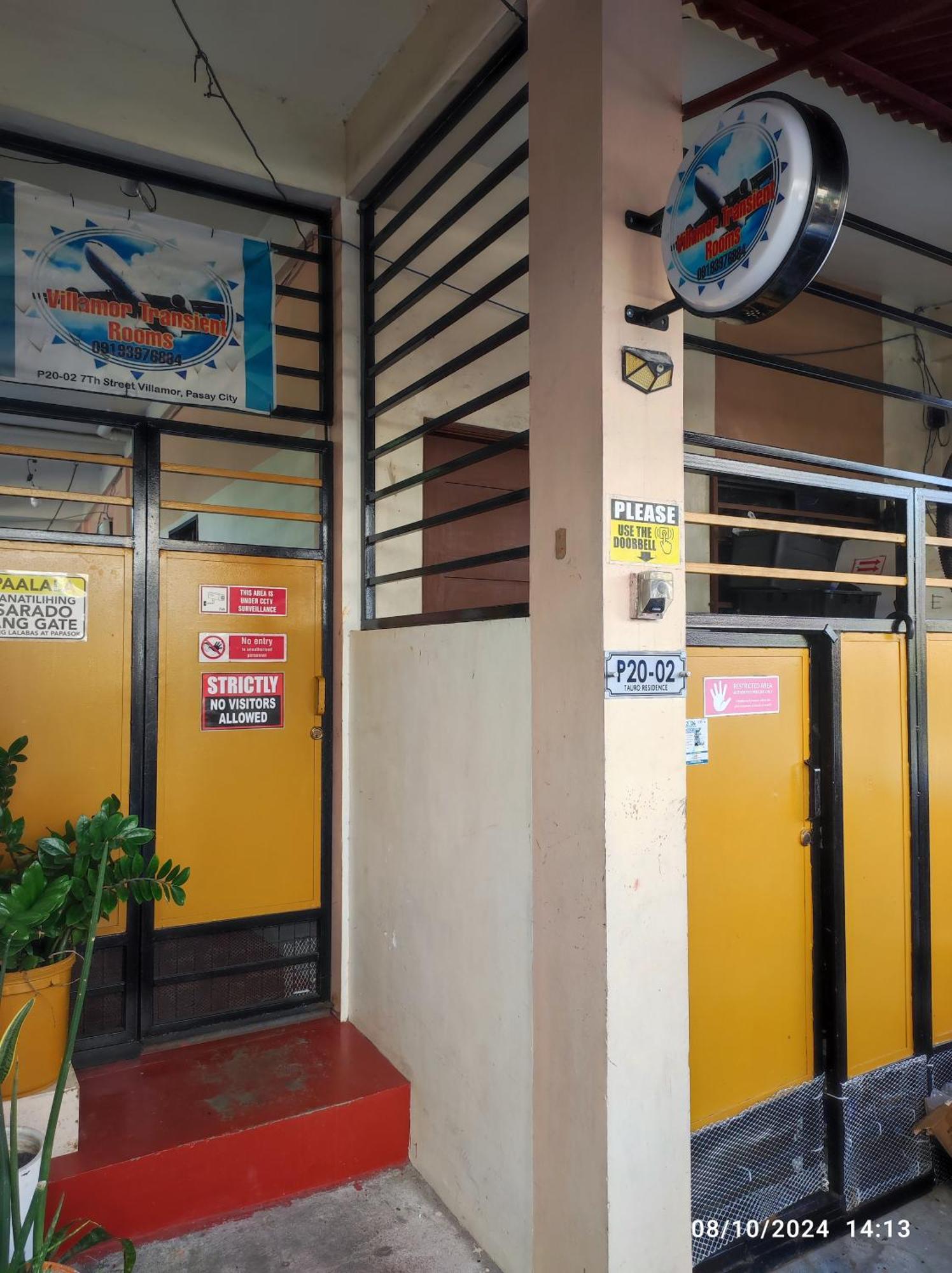 Airport Villamor Transient Rooms Манила Экстерьер фото
