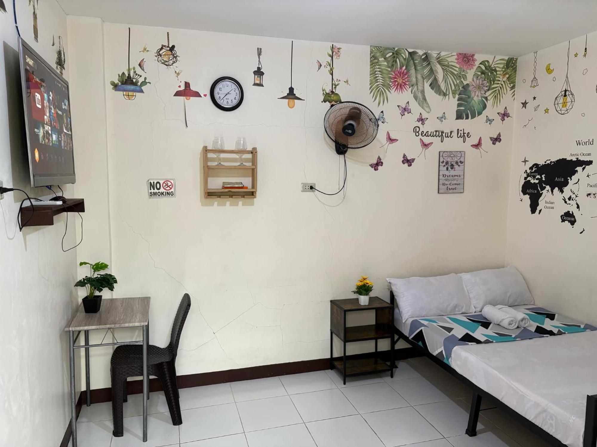 Airport Villamor Transient Rooms Манила Экстерьер фото